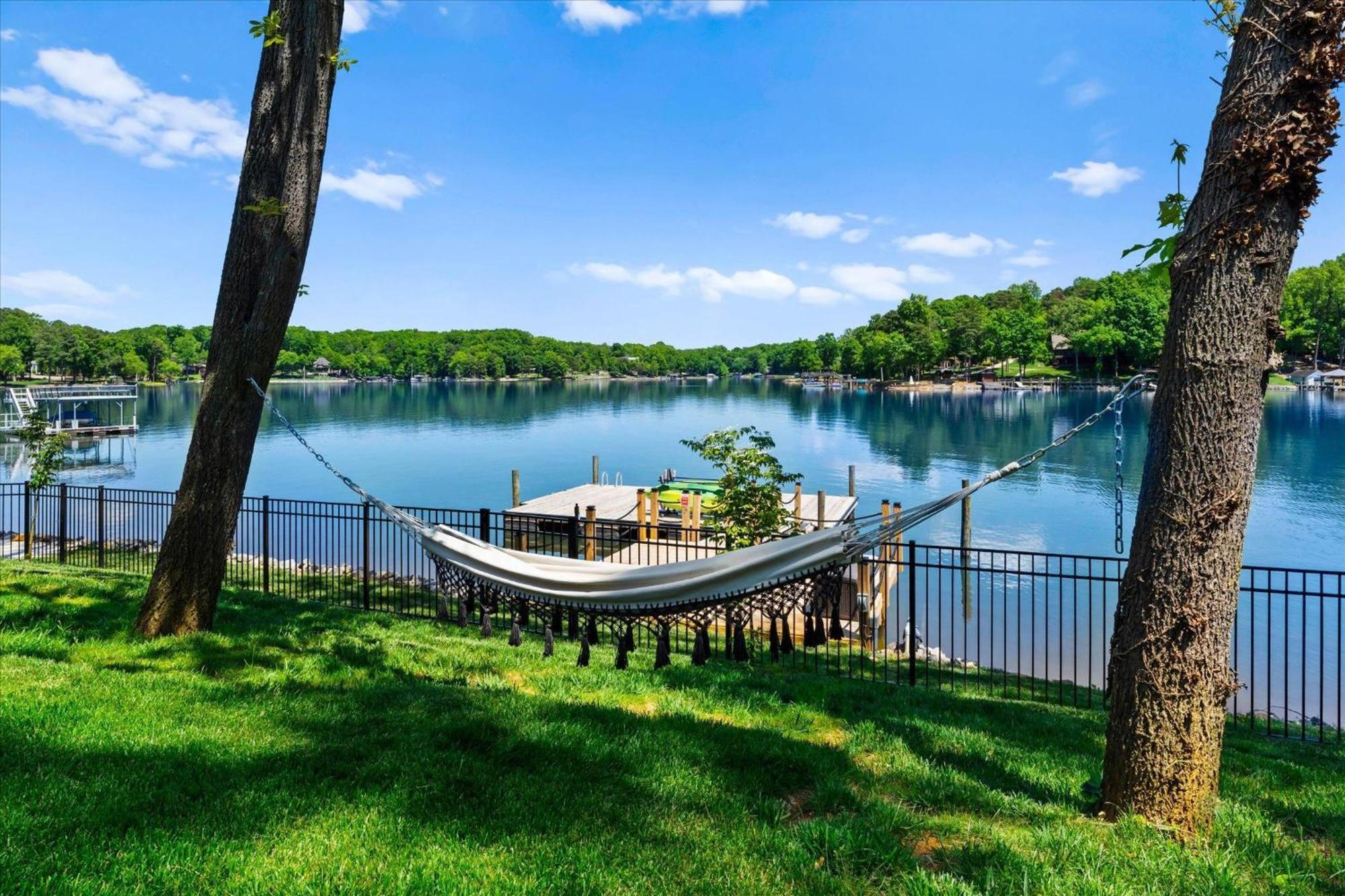 Hogan Crest Villa Mooresville Exterior foto