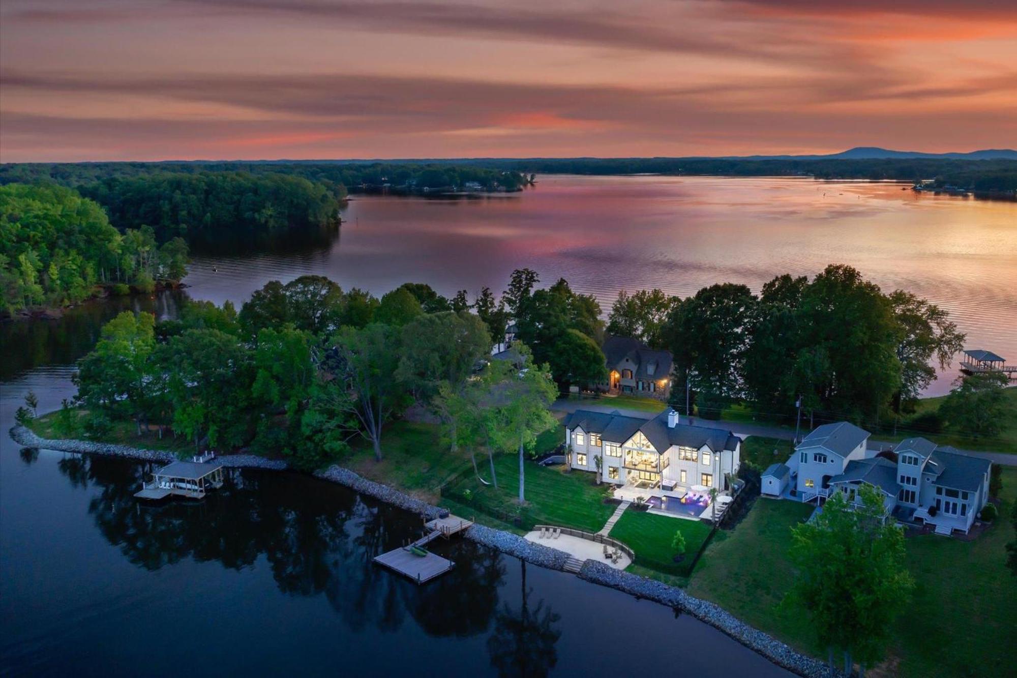 Hogan Crest Villa Mooresville Exterior foto